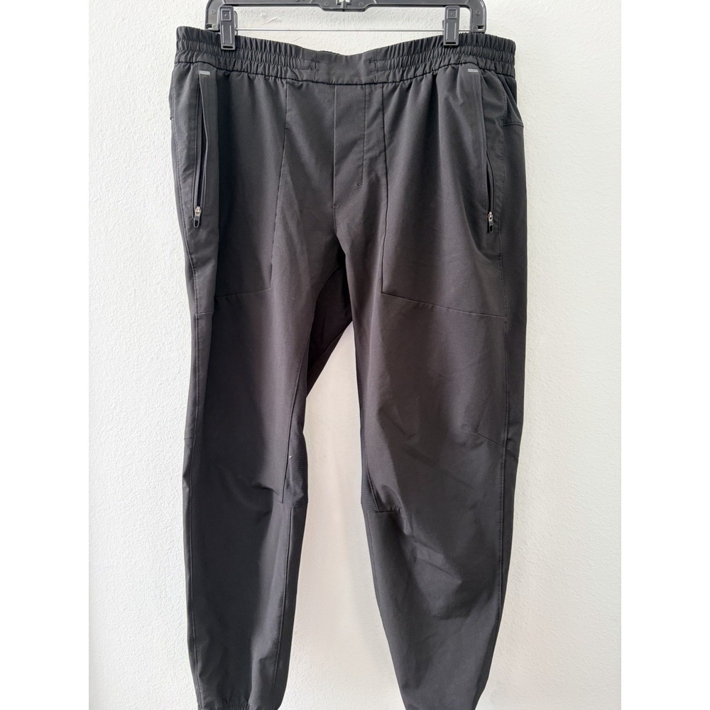 Lululemon Men Black Pants Size XL Tapered Joggers Athletic Zip Pockets Active